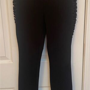 Bisou Bisou Black Garment